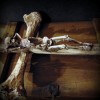 Nástěnný kříž z lidských kostí Křížový mučedník